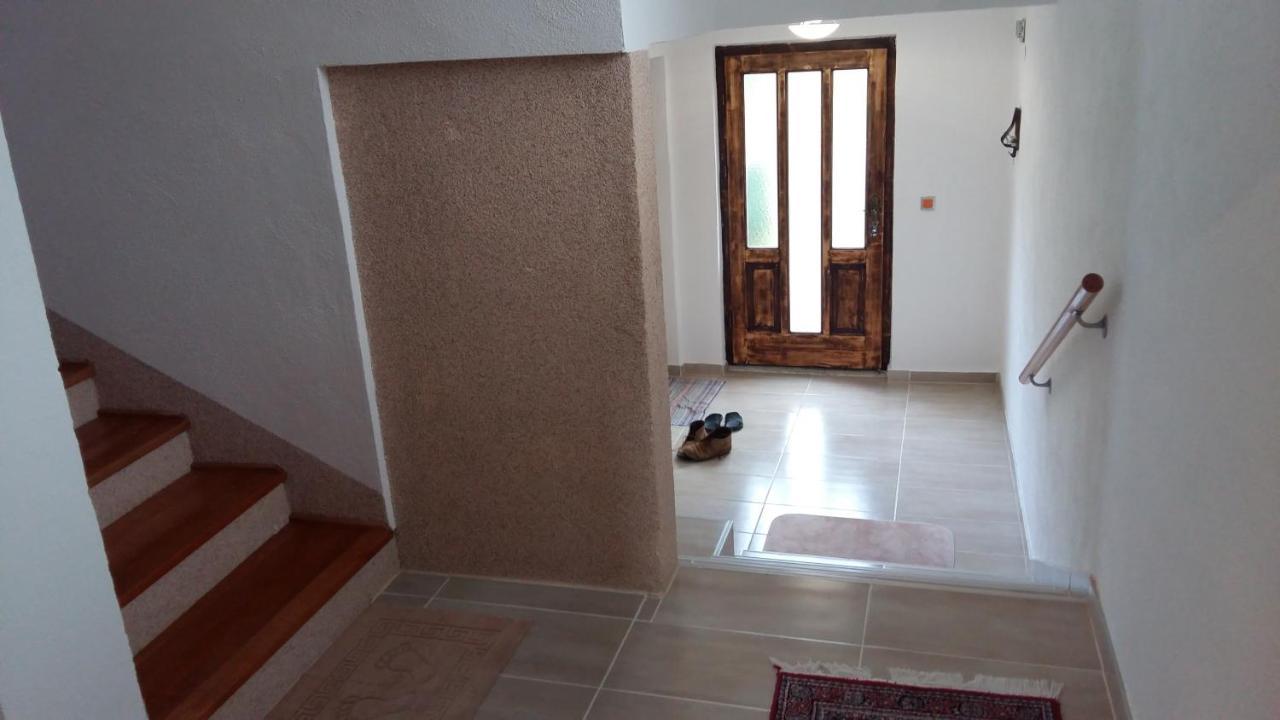 Vacation Home "Cehic" Kulen Vakuf Exterior photo
